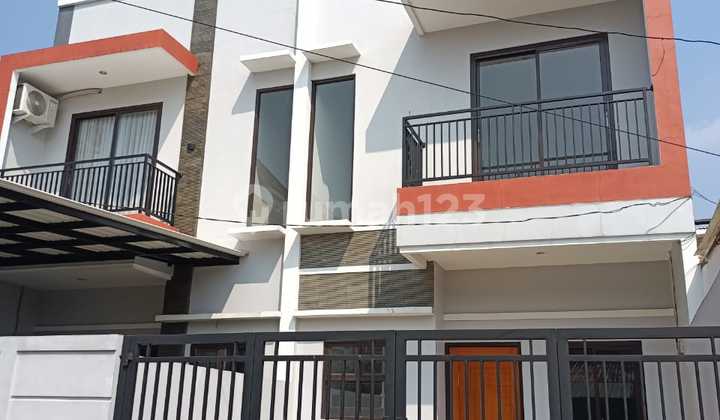 Rumah 2 Lantai Siap Huni Murah Permata Pamulang 2