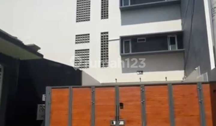 Dijual Kost Premium BSD City Cashflow Tinggi SHM Strategis