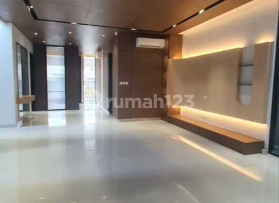 Dijual Rumah 2 Lantai Jl. Taman Bougeville Tangerang Banten  2