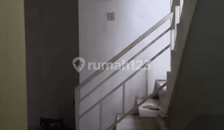 For Sale 2.5-Story House on Jl. Sumbawa, West Jakarta 2