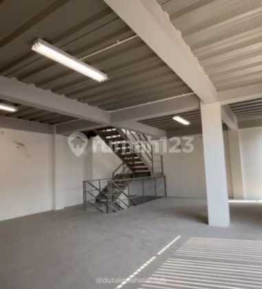 For Rent: Duta Indah Starhub Shop House, Tangerang, Banten 2