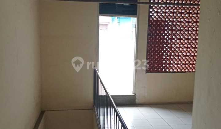 Rental Shop House on Jl. Keadilan, Taman Sari, Grogol, West Jakarta 2