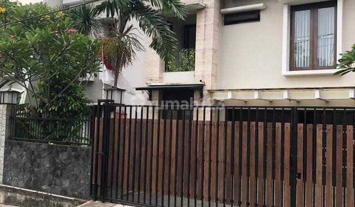 Rumah Mewah Bagus 2 Lantai Siap Huni Dekat Senayan  1