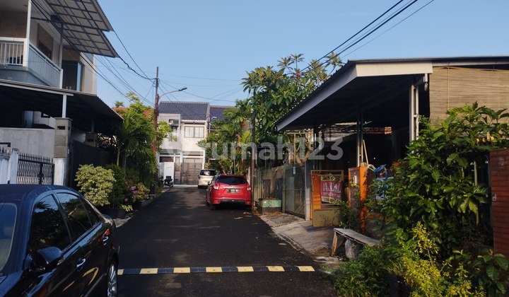 Rumah Murah Hitung Tanah SHM Stretegis di Kemanggisan 2