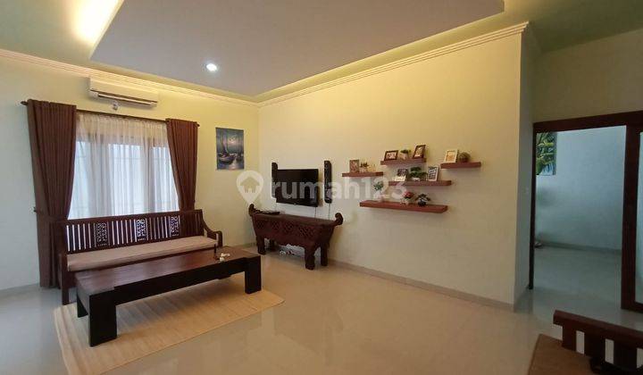 Cheap 2 Floor House in Pesanggaran Area Close to Toll Road and Airport 2