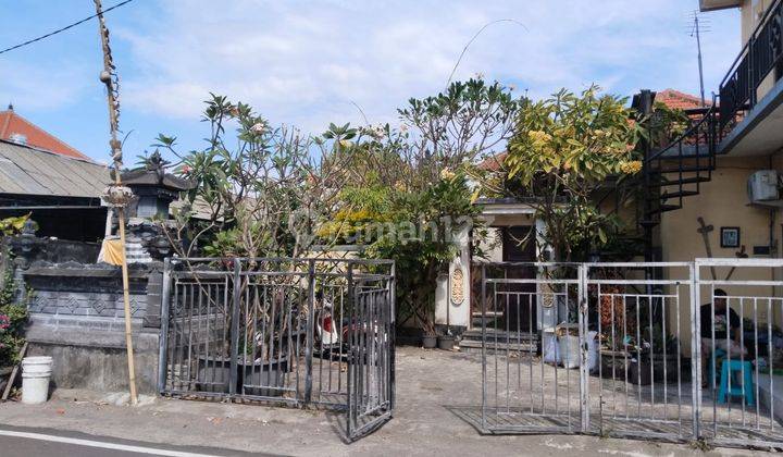 Boarding houses and office building contents for sale in South Denpasar near the campus and food court