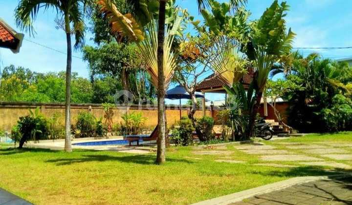 Villa Mewah dan Bagus Area Benoa Nusadua 3 Lantai Dekat ke Tol