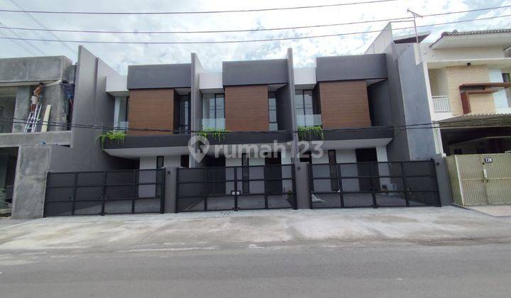 Rumah 2 Lantai Kutisari Istimewah Modern Minimalis 1