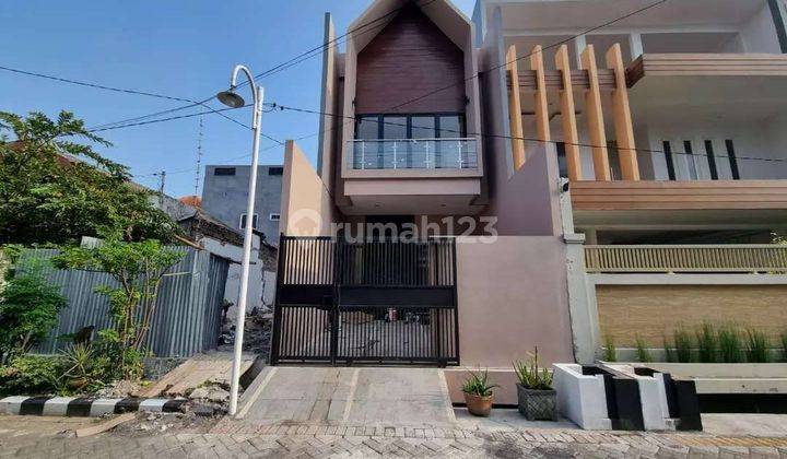 Rumah Scandinavian Mulyosari 2 Lantai Dkt Raya Dkt Its,sutorejo 1