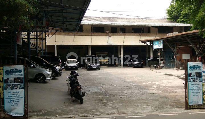 Ruang-usaha 1455 M² di Kemayoran