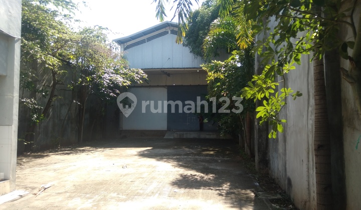 Warehouse 829 M² On Jl. Kencur / Kp. Bandan