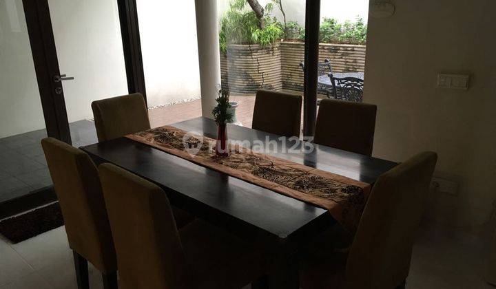 Dijual Rumah Asri Lingkungan Hijau Cluster Virginia Lagoon Bsd Serpong Tangerang Selatan 2