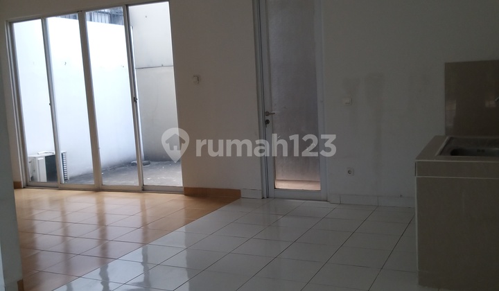 For Sale SHM BSD Icon Cosmo House Serpong Tangerang 2