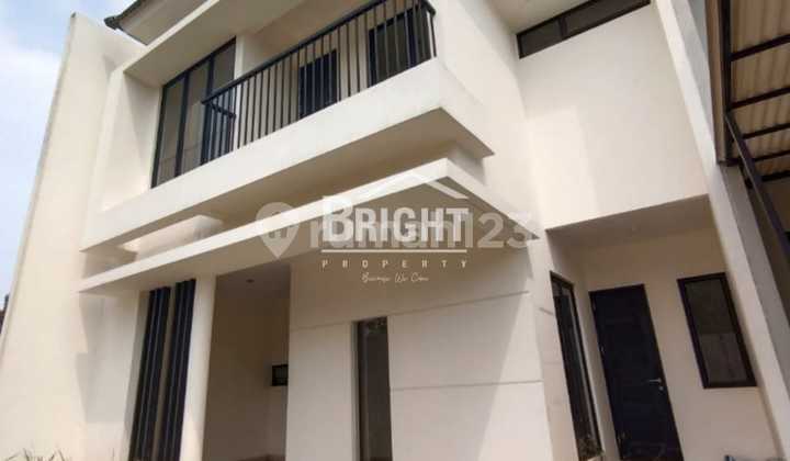 Rumah Bagus Unfurnished 2 Lantai dalam Cluster di Fortune Graha Raya