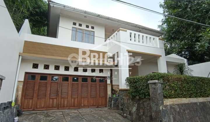 Spacious 2-Story House Near KRL Access in Bintaro