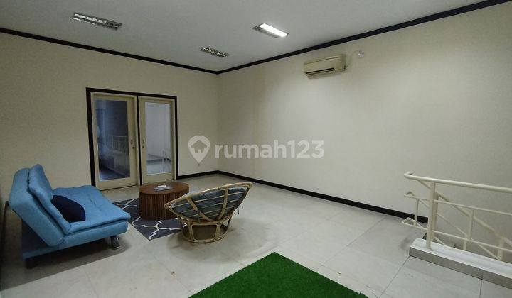 Ruko Bagian Lantai 2 Lokasi Strategis di Bintaro Trade Center 2