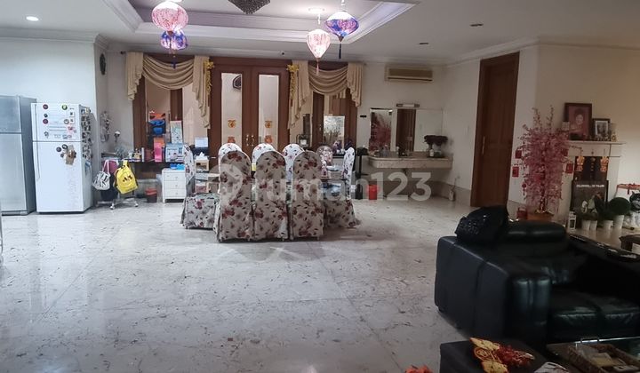 Dijual Rumah Siap Huni di Puri Indah Posisi Hoek Jakarta Barat  2