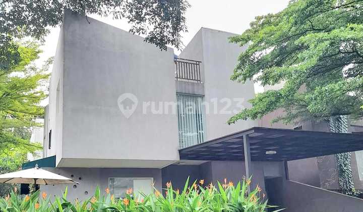 Rumah Industrial Modern Eksklusif, Finishing Mewah di Ozone Residence 2