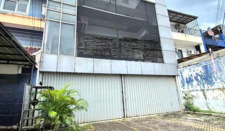 Strategic Shop House in a Busy Area, Suitable for All Businesses - Quick Sale at Pondok Betung Raya 2