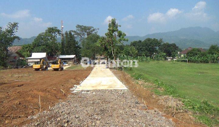 Tanah kavling nempel jalan Transyogi, siap bangun rumah permanen 1