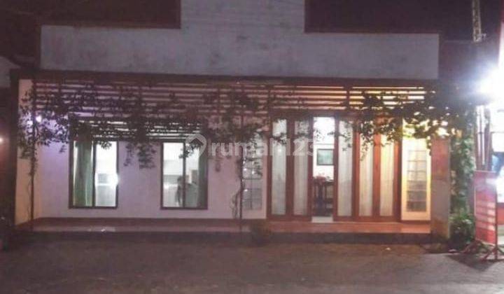 Rumah di Jalan Komersial Cocok Untuk Buka Biznis Franchise 1