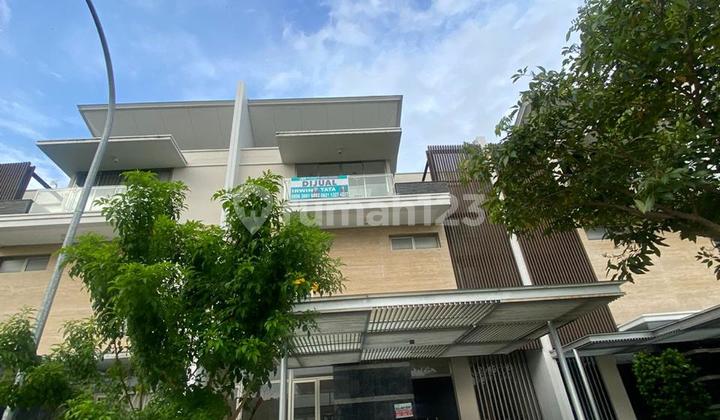 For Sale House Golf Island Pik Cluster The Chopin Signature