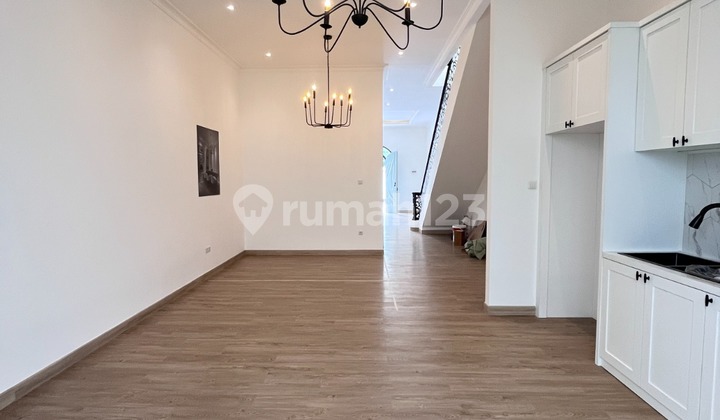 For Sale Beautiful New American Classic House in Joglo, West Jakarta 2