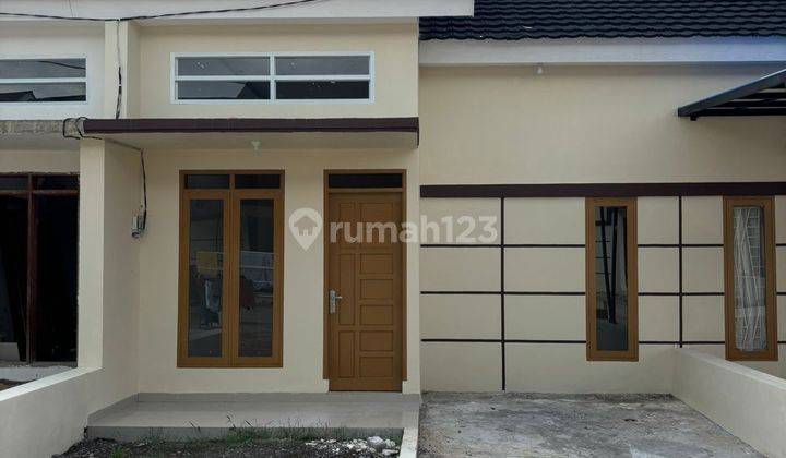 Rumah Siao Huni Depan Polda 2