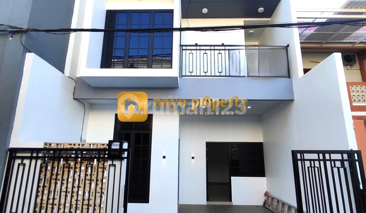 Rumah Baru Siap Huni Lokasi Strategis Di Lubang Buaya Jakarta Rumah Baru Siap Huni Lokasi Strategis Di Lubang Buaya Jakarta