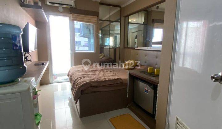 Apartemen Studio Full Furnished Siap Huni di Green Pramuka 1