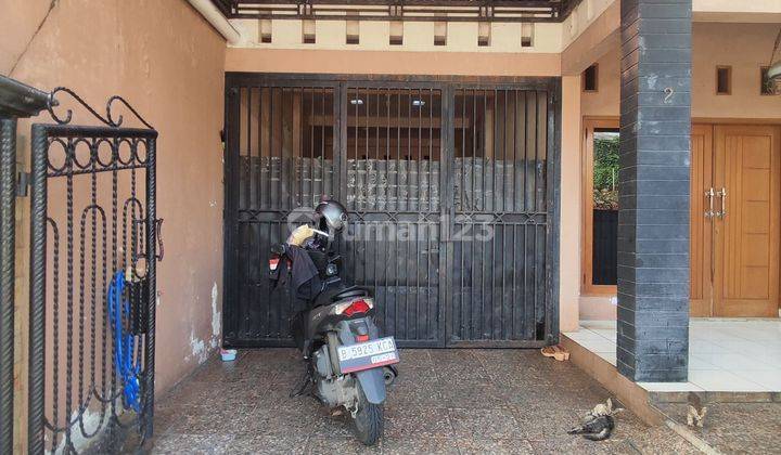 garasi/carport rumah mewah murah dalam komplek