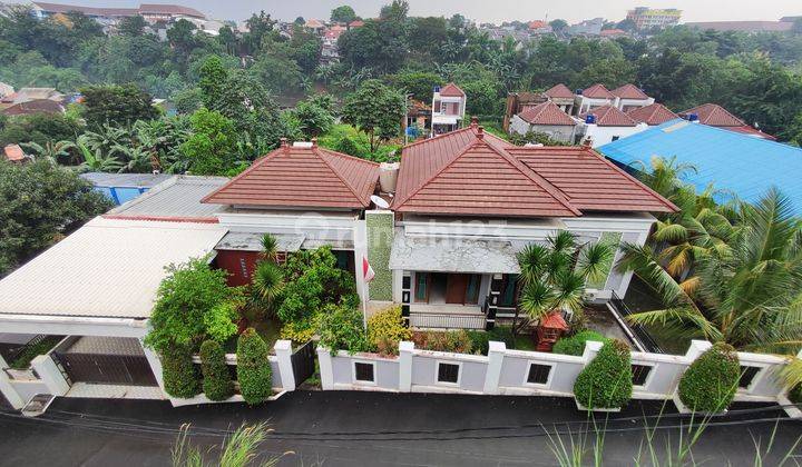 Rumah Villa Mewah View Pegunungan di Cijantung Jakarta Timur 1