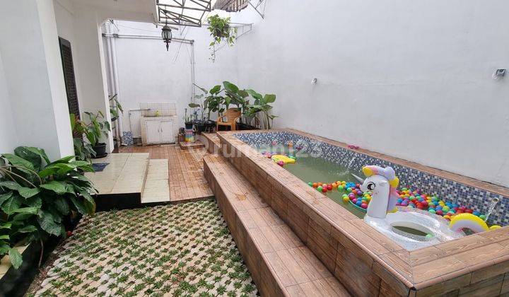 Rumah Memiliki Rooftop Dan Weird Pool Mampang Prapatan Jaksel 1