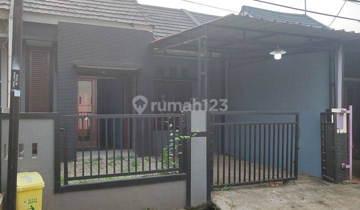 tampak depan rumah bagus siap huni dalam