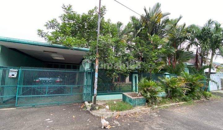 Rumah Bagus Tanah Luas Dalam Komplek di Ciputat Tangerang Selatan 1