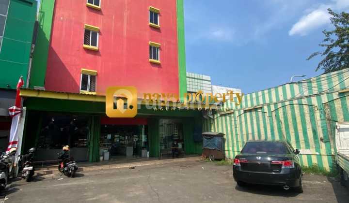 Ready-to-Use Commercial Building Strategic Location in Pondok Bambu Ready-to-Use Commercial Building Strategic Location in Pondok Bambu