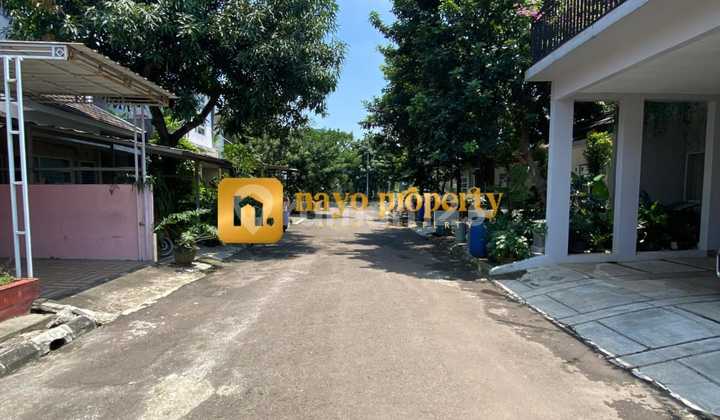 Spacious Tropical House in a Cluster at The Address Cibubur 2