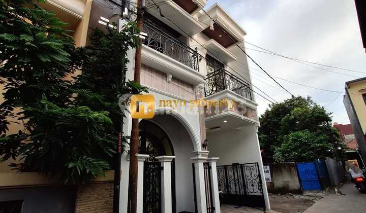 Rumah Bagus 3 Lantai Harga Murah Siap Huni Di Jagakarsa Rumah Bagus 3 Lantai Harga Murah Siap Huni Di Jagakarsa