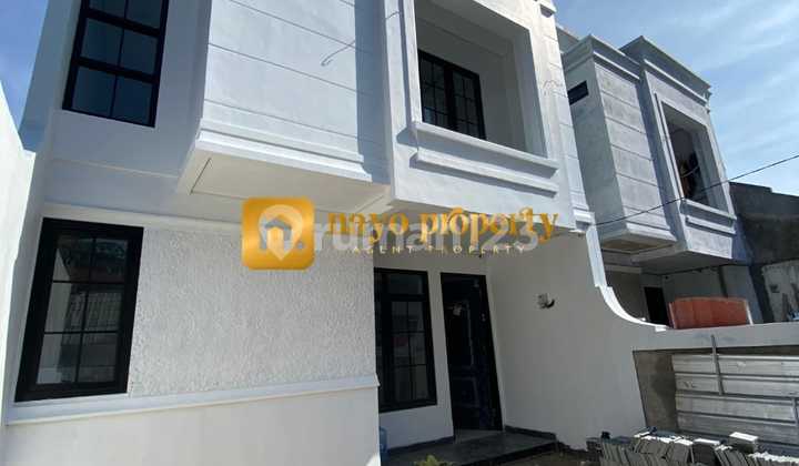 Nice House Ready to Occupy in a Strategic Complex in Pondok Bambu