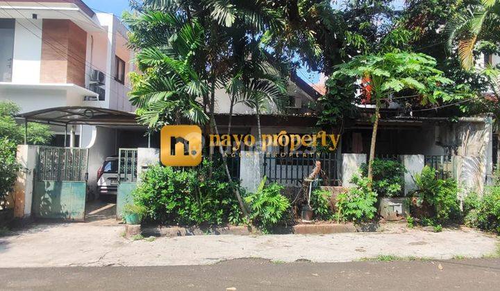 Rumah Lama Dalam Komplek Strategis Di Bulungan Blok M 1