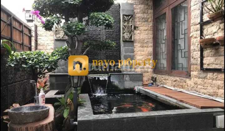 Affordable Ready-to-Live House in a Complex in Jambangan Surabaya