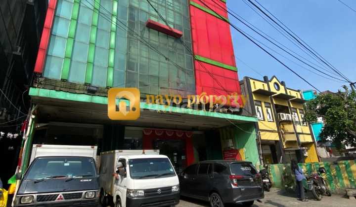 Ready-to-Use Office Building Suitable for Business in Jatiwaringin Raya 2
