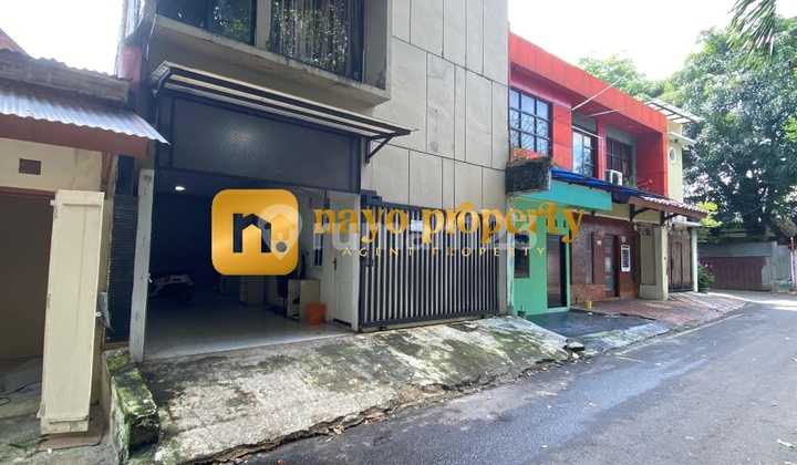 Active Boarding House Fully Occupied Strategic Location in Pulogadung 1