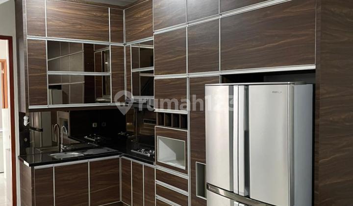 dapur dijual rumah 2 lantai bagus