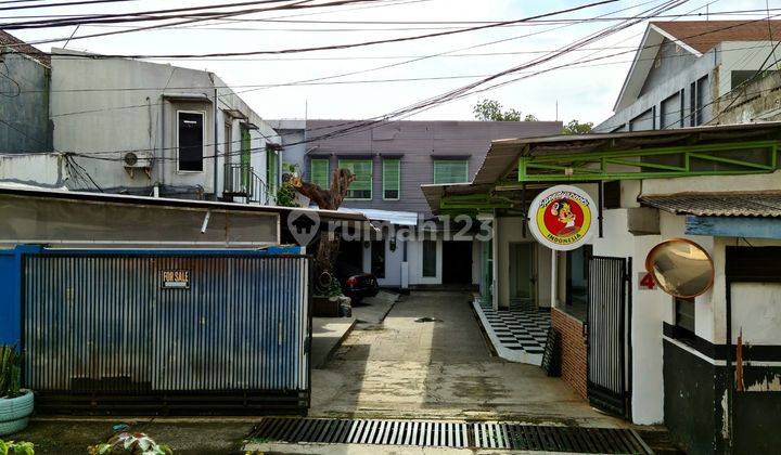 Bangunan Eks Kantor Dan Bengkel Moge Radio Dalam 1