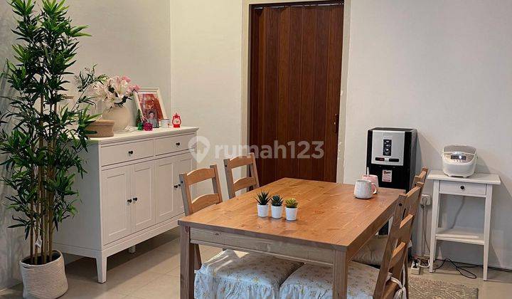 Baru Renov Furnished Rumah Modern 2 Lantai Walking Distance Mall 1