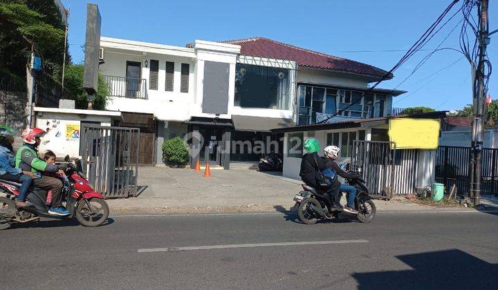 Area Komersil Ada Kolam Renang Bangunan Bagus 2,5 Lantai Nego 2