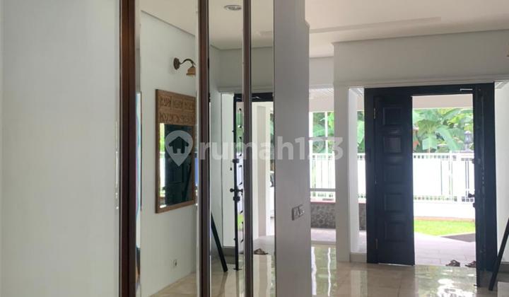 Disewakan Rumah Cantik Siap Huni Dekat Sekolah Internasional 2