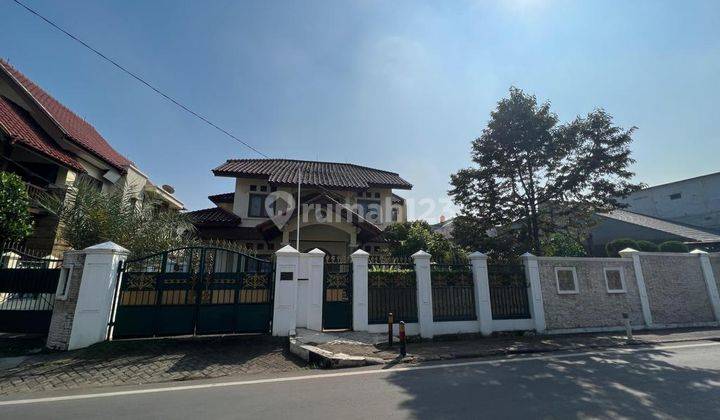 Dijual Rumah Klasik 2 Lantai Dekat LRT Cikoko, Pengadegan Jak Sel 1
