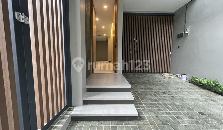 Price Drop - Brand New 3-Story Minimalist House in Pondok Indah 2